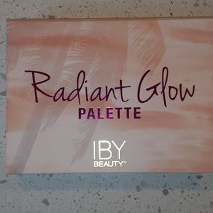 IBY BEAUTY RADIANT GLOW PALETTE